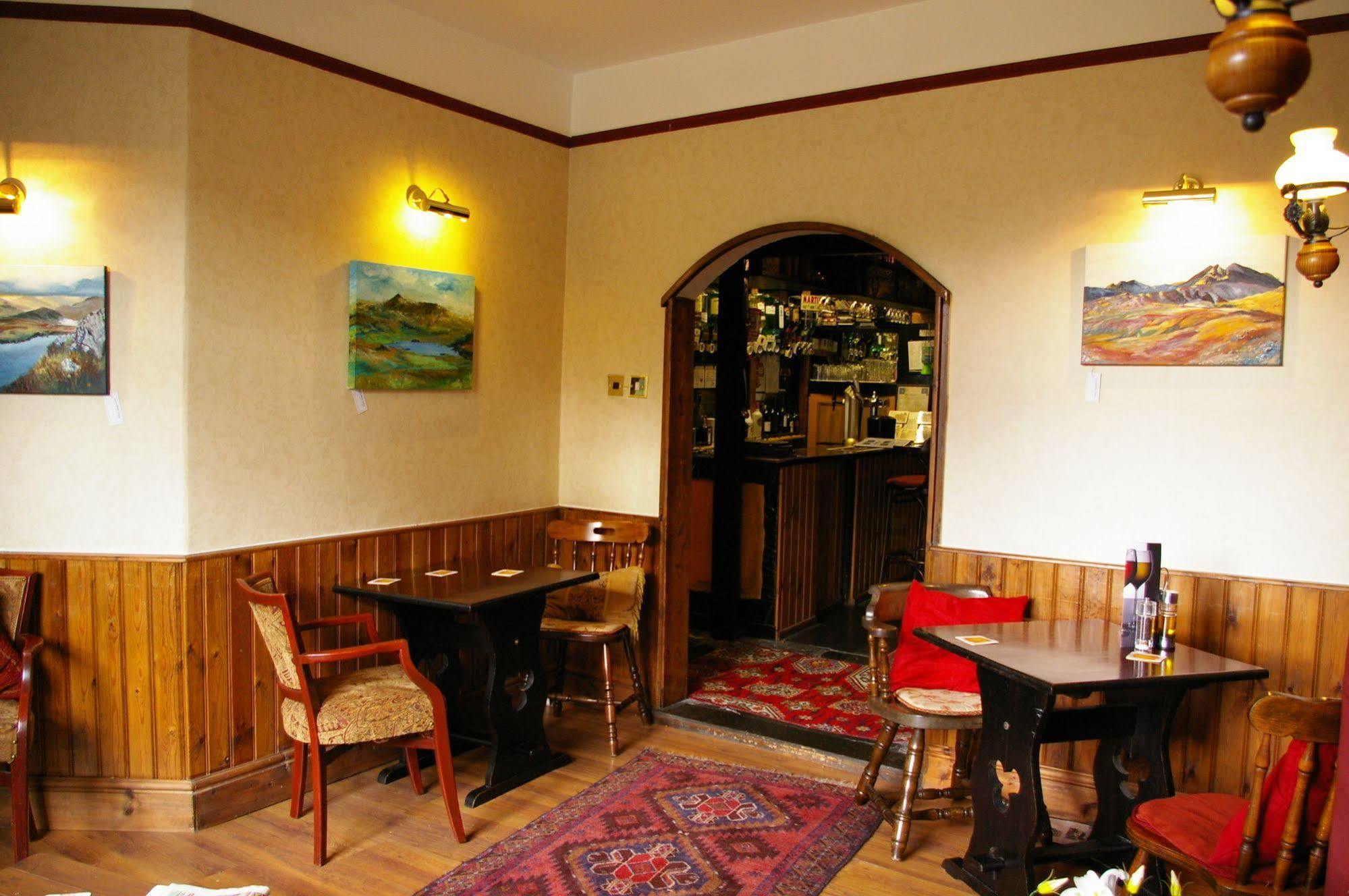 Elen'S Castle Hotel Dolwyddelan Экстерьер фото